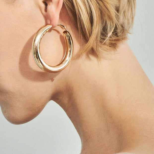 Elegant Aura Gold Earrings